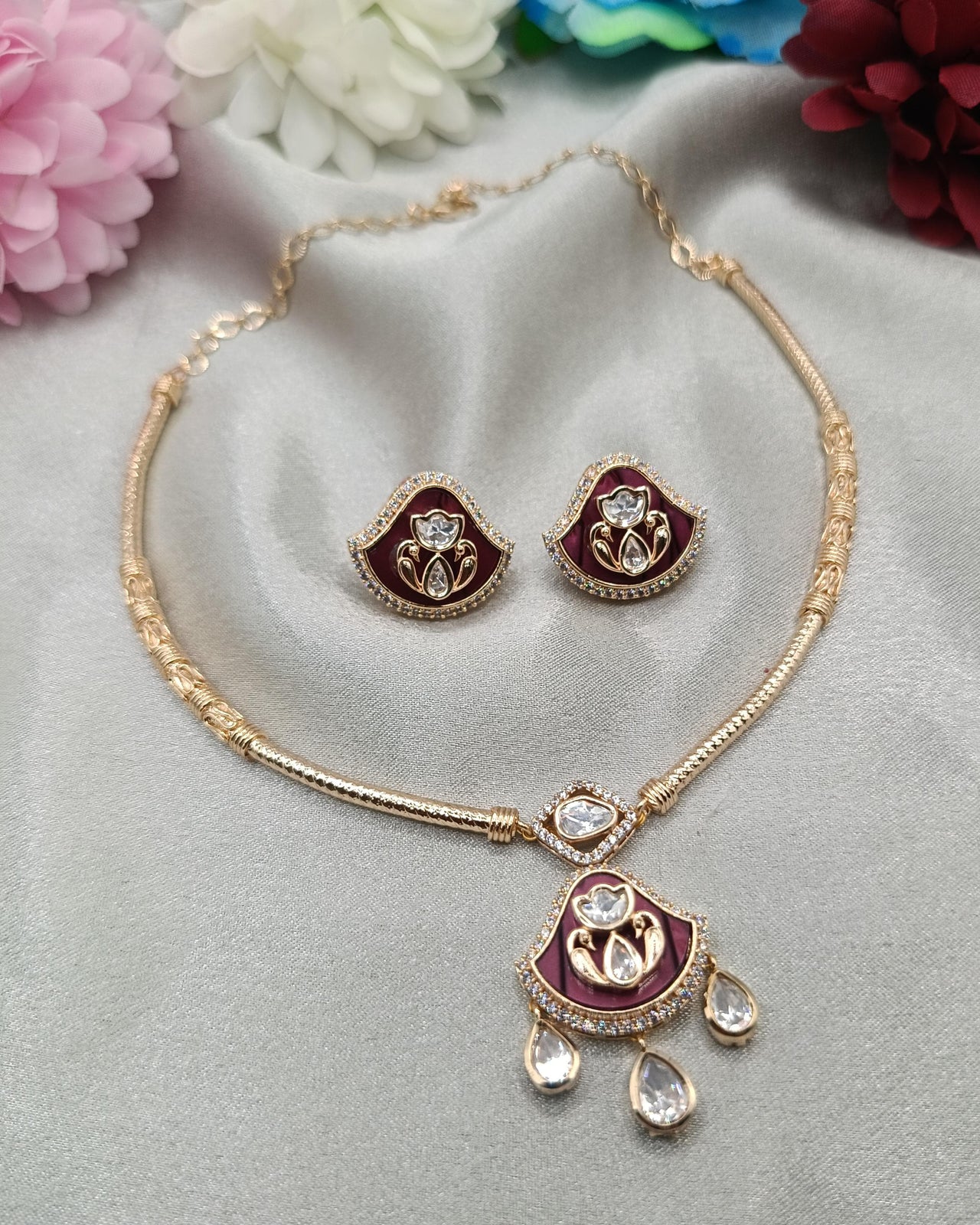 Princy Brass Gold Plated Kundan Moissanite Hasli Necklace with Earring