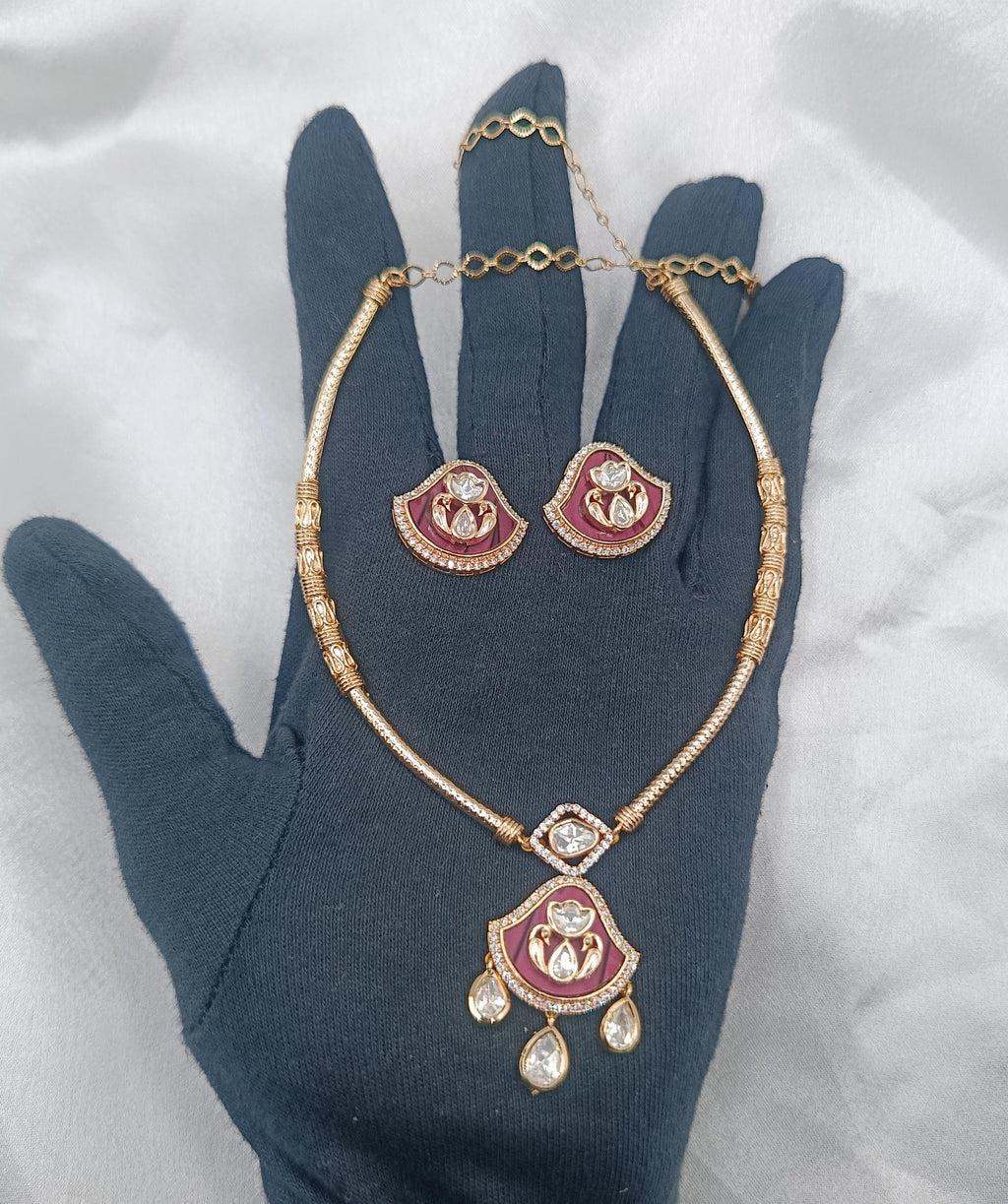 Princy Brass Gold Plated Kundan Moissanite Hasli Necklace with Earring