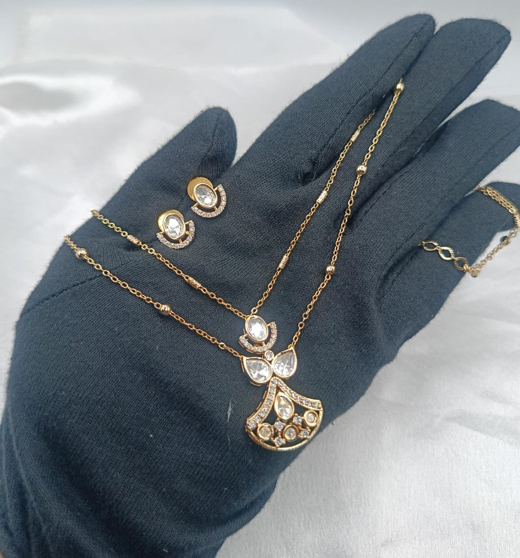 Devika Gold Plated Brass Kundan Moissanite Chain Pendant Set