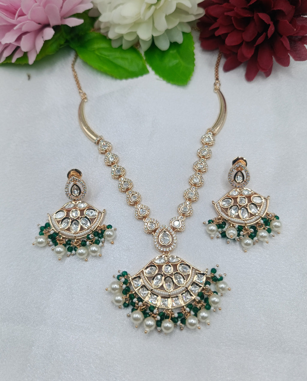 Mitali Brass Gold Plated Kundan Moissanite Necklace Set