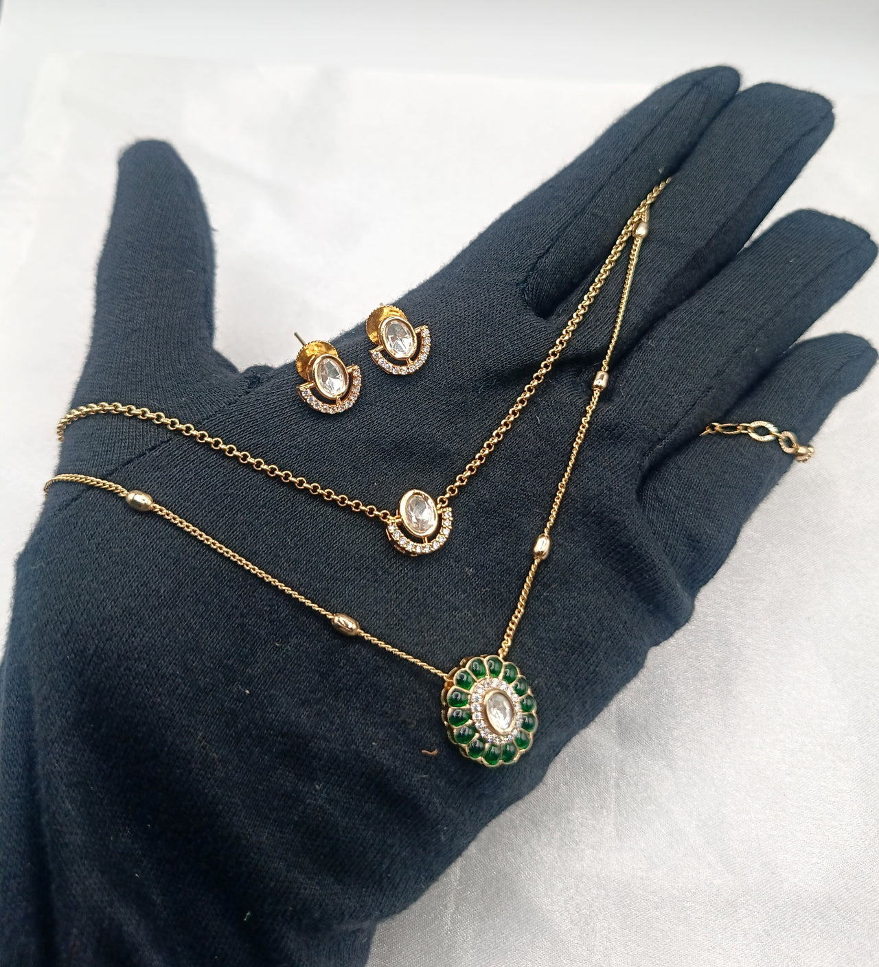 Talina Emerald Gold Plated Kundan Moissanite Pendant Set