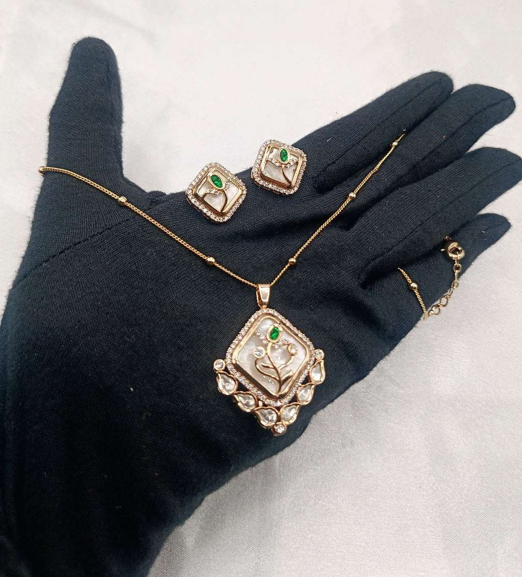 Anushka Brass Gold Plated MOP Kundan Moissanite Chain Pendant Set