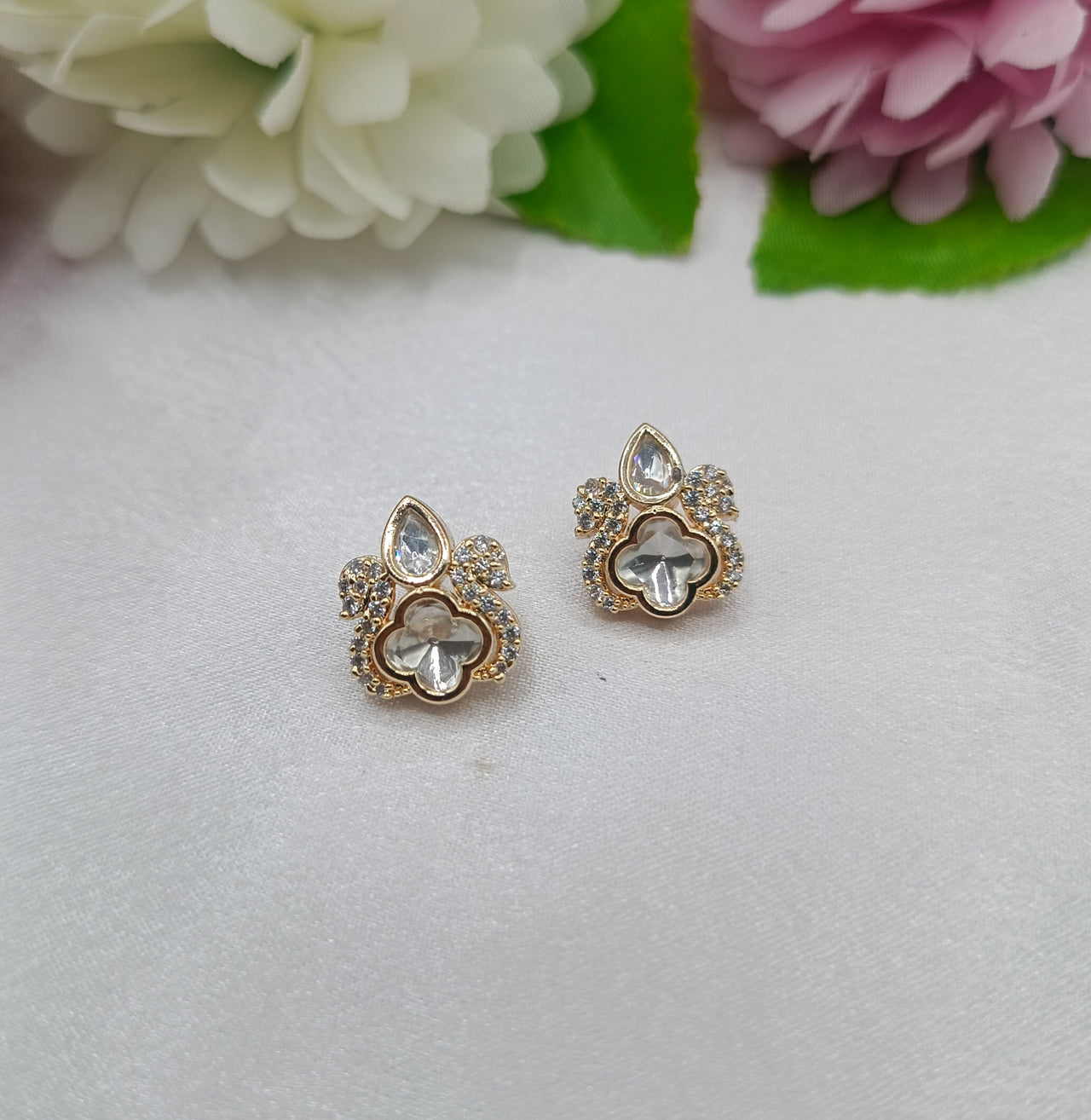 Purvika Gold Plated Kundan Moissanite Stud Tops Earrings