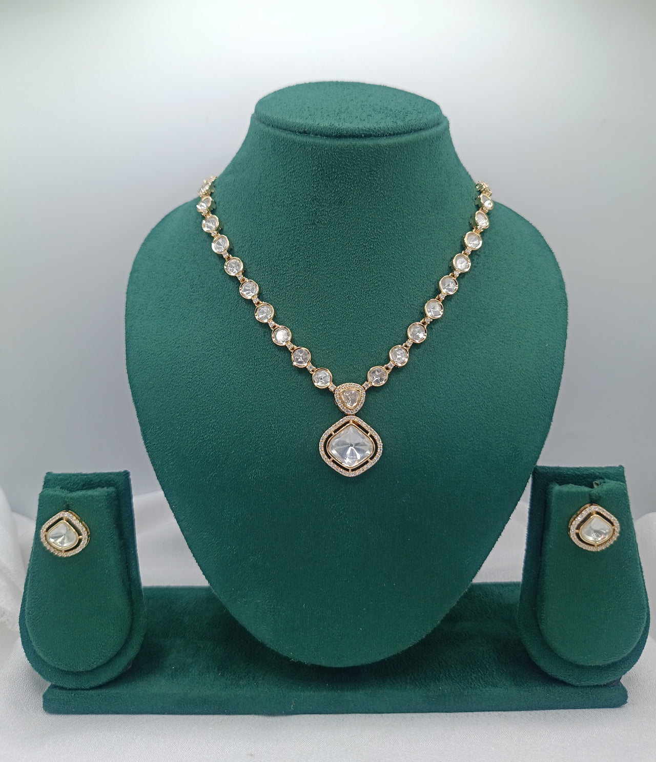 Gunvanti Brass Gold Plated Kundan Moissanite Necklace Set
