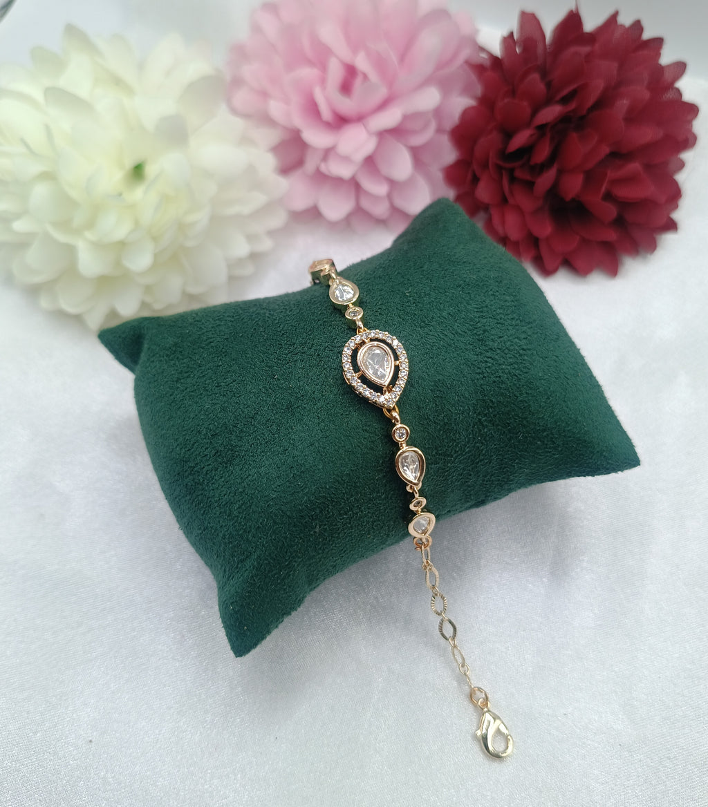 Shree Shani Jewels Brass Gold Plated Tilak Kundan Moissanite Bracelet