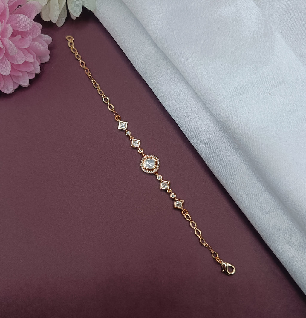 Brass Gold Plated Uncut Round Kundan Moissanite Bracelet