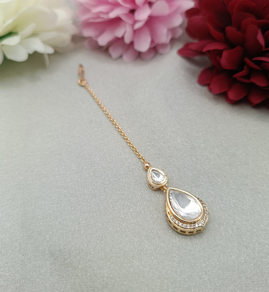 Noor Drop Teardrop Kundan Maang Tikka by Shree Shani Jewels